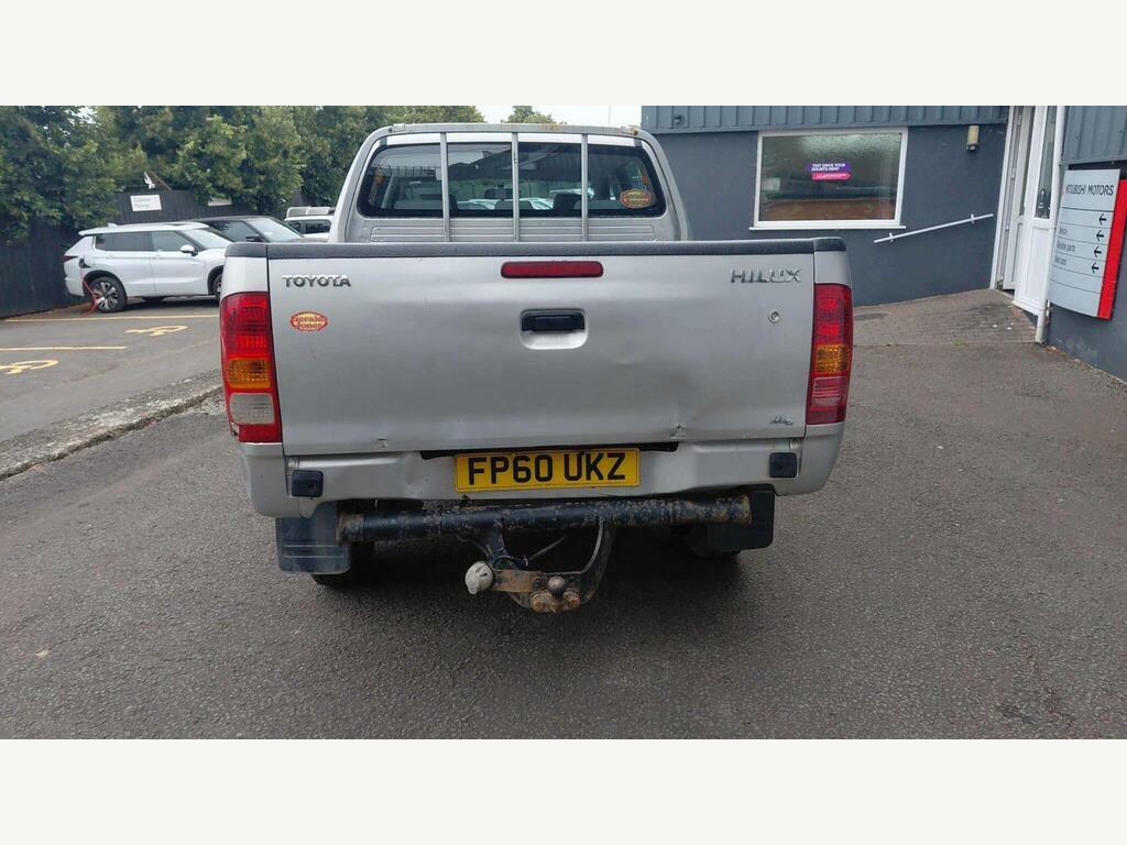Toyota HILUX 3.0 D-4d Invincible Pickup Double Cab 4Wd Euro 5 Silver #7