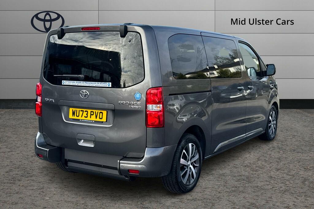 Toyota Proace Verso 2.0D 180 Family Medium 8 Speed Grey #2