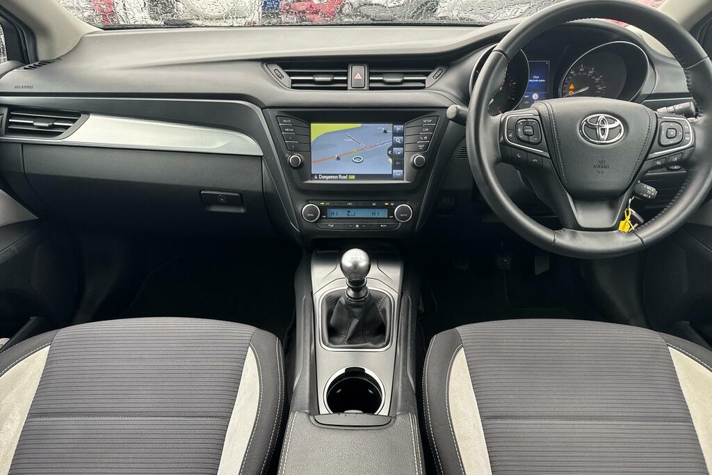 Toyota Avensis 1.6D Business Edition Grey #5