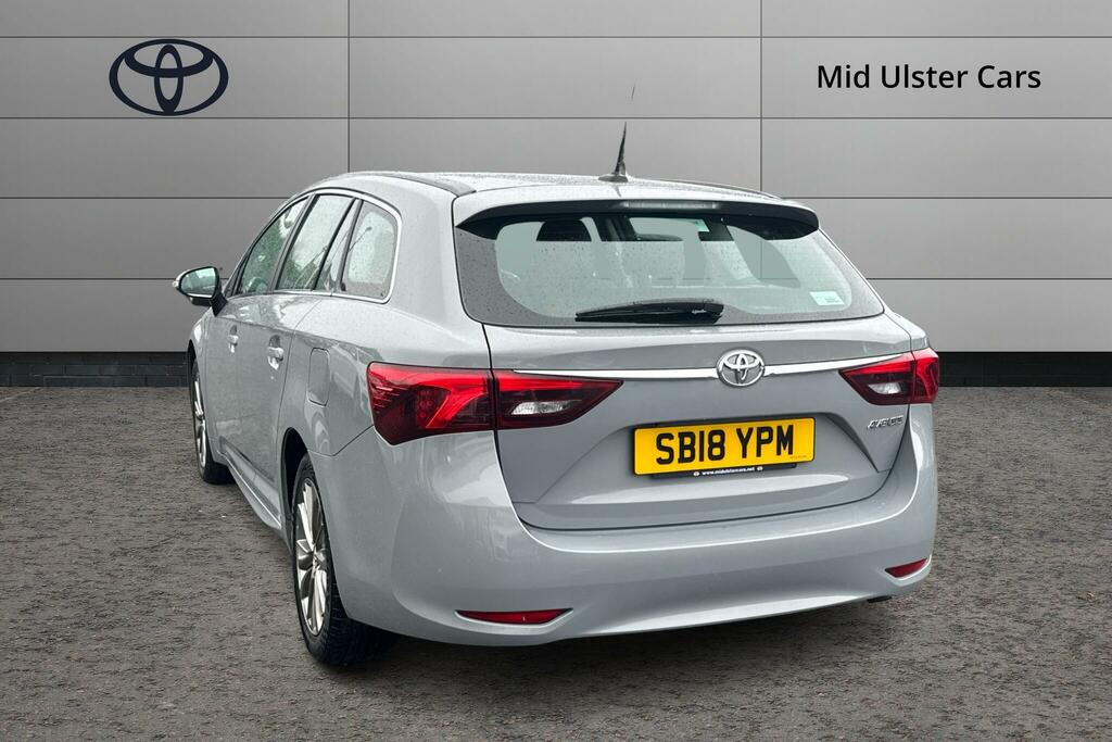 Toyota Avensis 1.6D Business Edition Grey #4