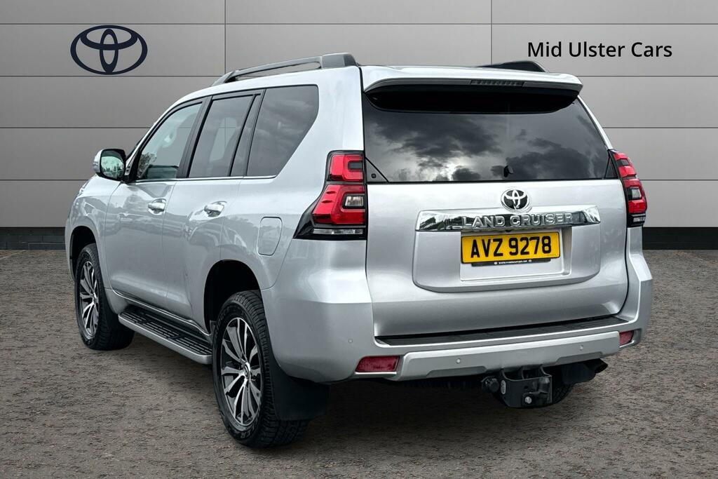 Toyota Land Cruiser 2.8 D-4d 204 Invincible 7 Seats Silver #4