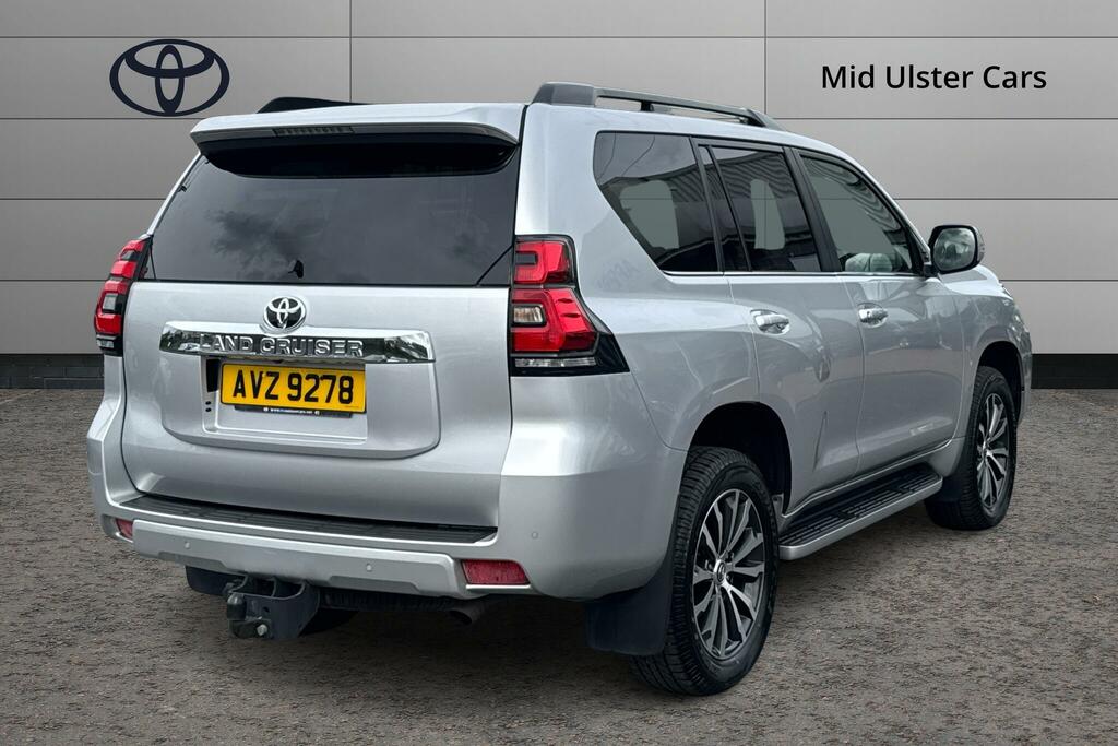 Toyota Land Cruiser 2.8 D-4d 204 Invincible 7 Seats Silver #2
