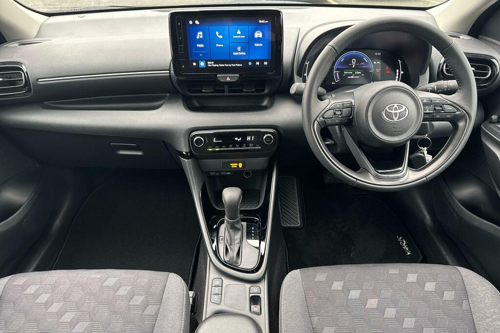 Toyota Yaris 1.5 Hybrid Design Cvt MV25ZXE Grey #5