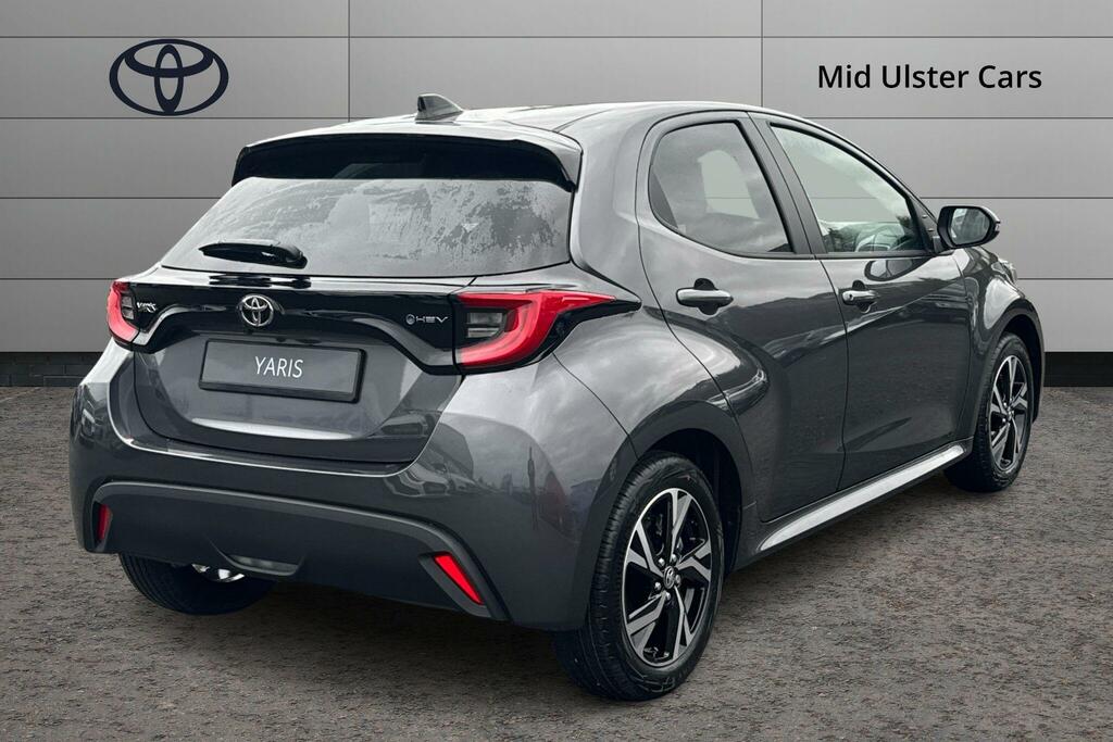Toyota Yaris 1.5 Hybrid Design Cvt MV25ZXE Grey #2