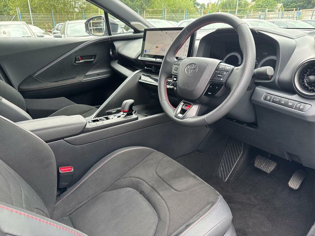Toyota C-Hr 2.0 Phev Gr Sport Cvt White #6