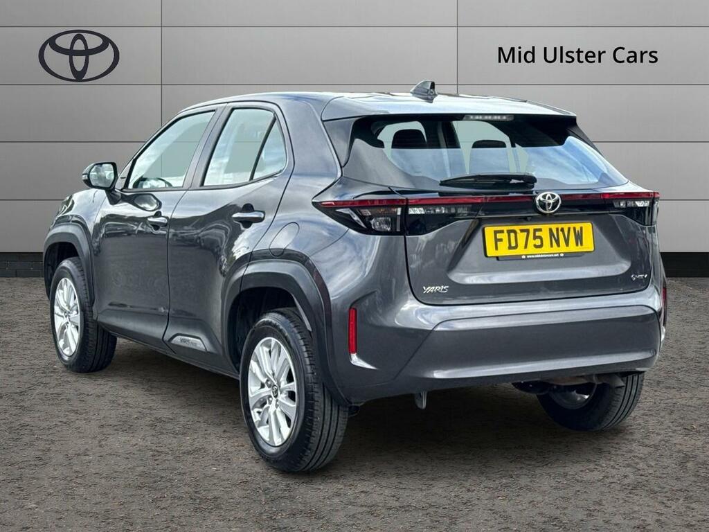 Toyota Yaris Cross 1.5 Hybrid Icon Cvt Grey #3