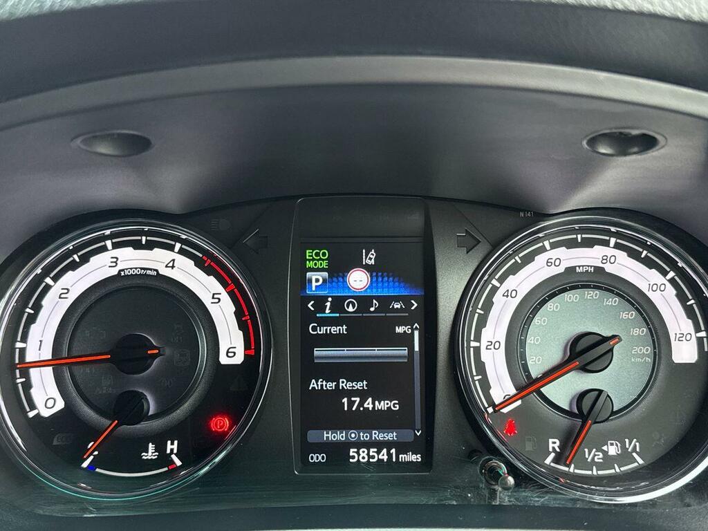 Toyota HILUX 2020 69 Invincible Black #7
