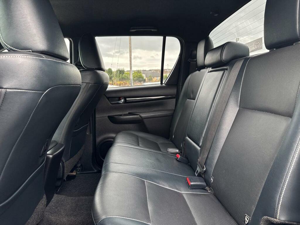Toyota HILUX 2020 69 Invincible Black #11