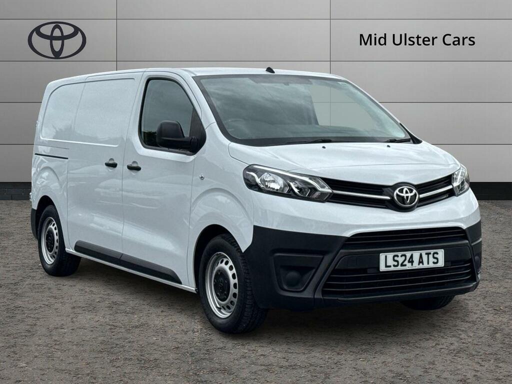 Toyota PROACE 1.5D 120 Active Van White