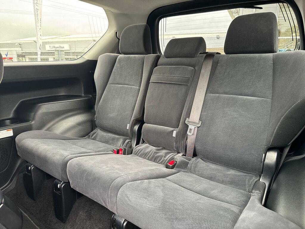 Toyota Land Cruiser 2.8D Invincible 4Wd Euro 6 7 Seat White #11