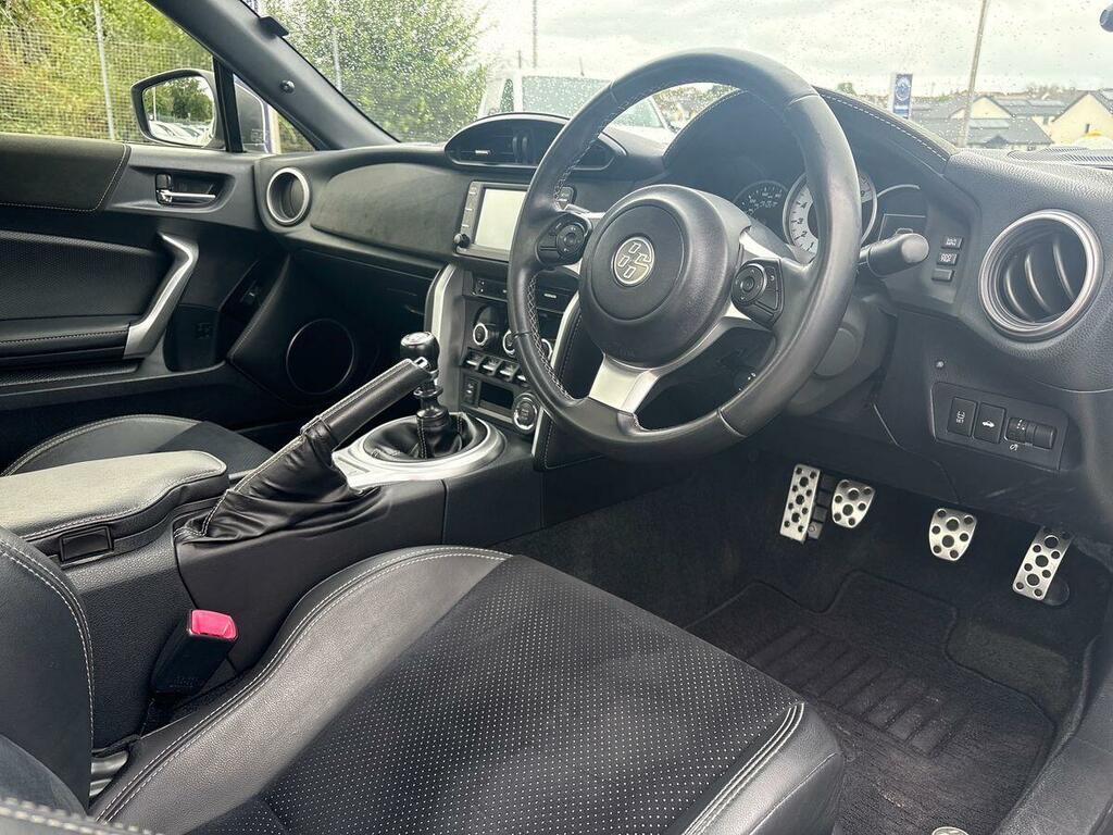 Toyota GT86 2.0 D-4s Pro RRZ1503 White #6