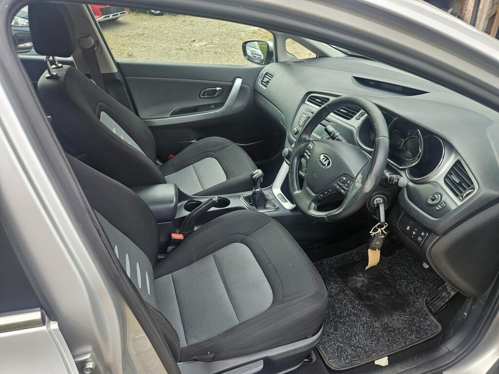 Kia Ceed Estate 1.4 Crdi Ecodynamics 1 Sportswagon Euro 5 Black #9