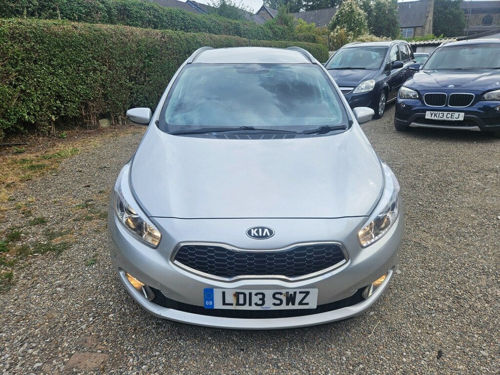 Kia Ceed 1.6 Crdi 2 Silver #2