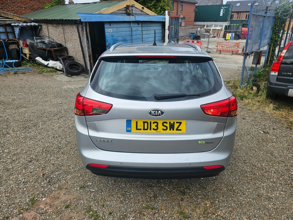 Kia Ceed 1.6 Crdi 2 Silver #6