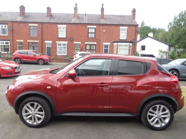 Nissan Juke 1.6 Acenta Sport 117 Bhp Red #4