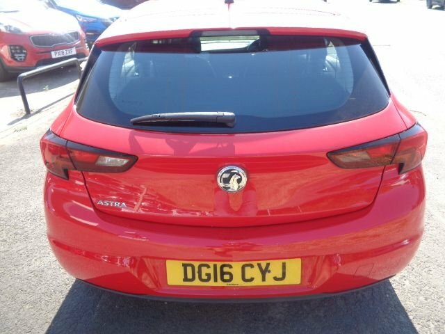 Vauxhall Astra 1.4I Energy Hatchback Euro 6 10 Red #5