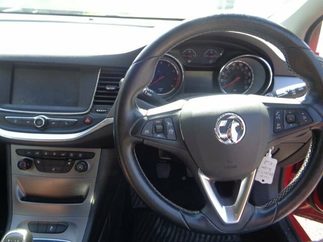 Vauxhall Astra 1.6 Cdti Blueinjection Design Sports Tourer Euro 6 White #7
