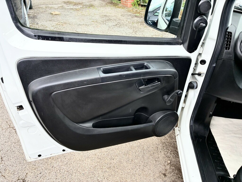 Peugeot Bipper Tepee Bipper Professional Hdi White #16