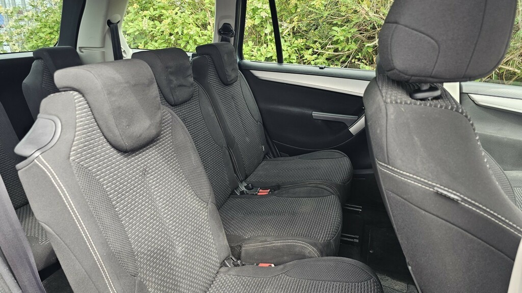 Citroen Grand C4 Picasso E Hdi Blue #9
