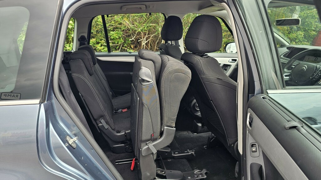 Citroen Grand C4 Picasso E Hdi Blue #8