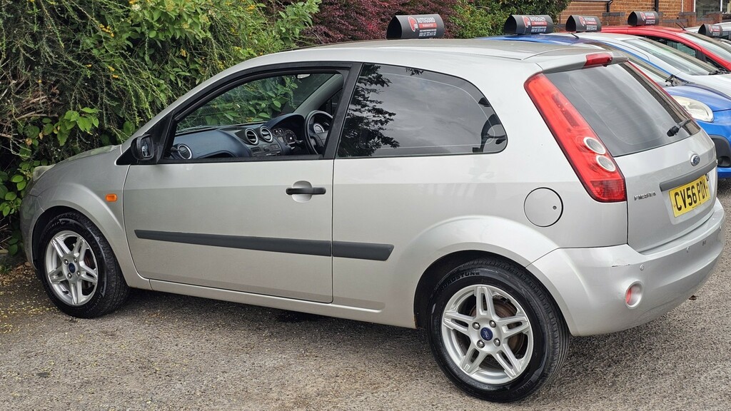 Ford Fiesta Ghia 16V-stunning Condition-very Low Black #15