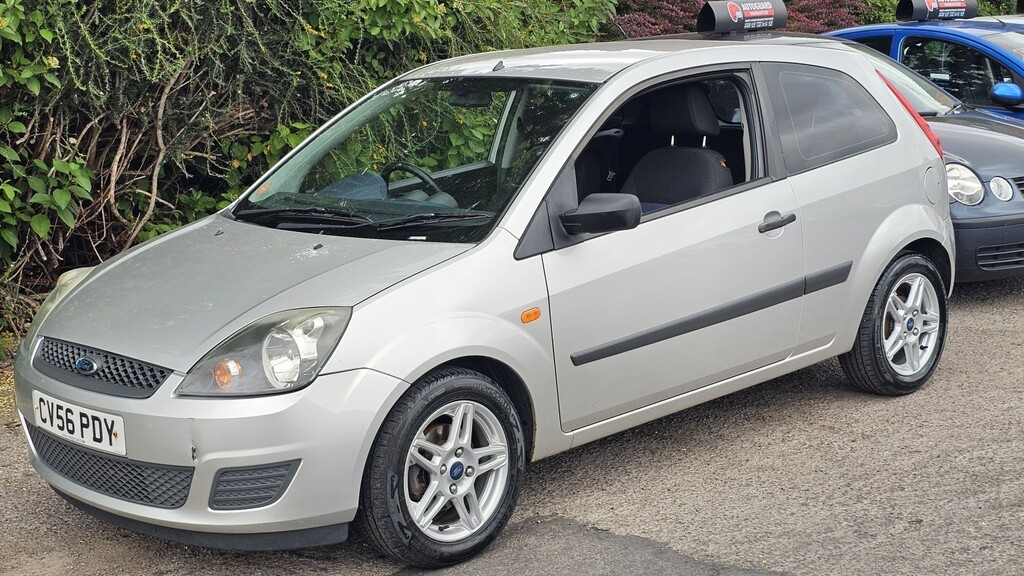 Ford Fiesta Ghia 16V-stunning Condition-very Low Black #14