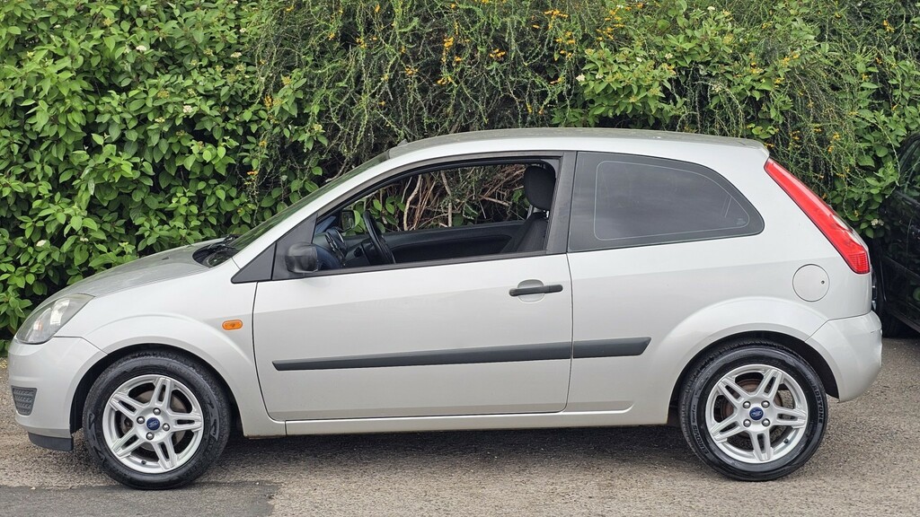 Ford Fiesta 1.6 Style Silver