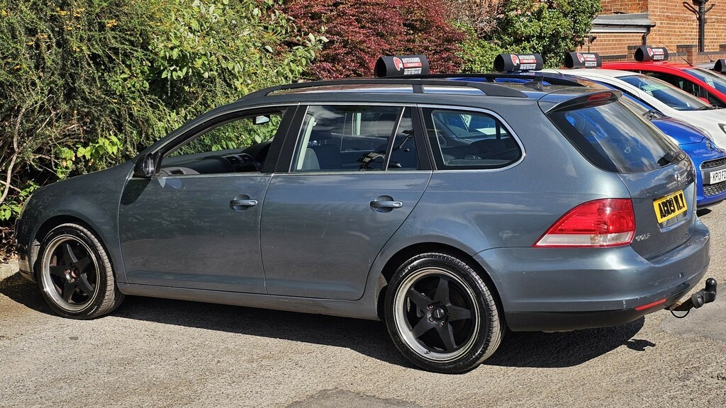 Volkswagen Golf 2.0 Tdi Se Grey #4