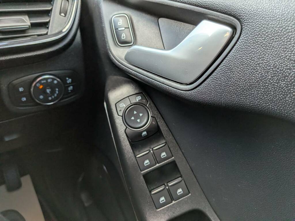 Ford Fiesta 1.0 Ecoboost Hybrid Mhev 125 St-line Edition #10