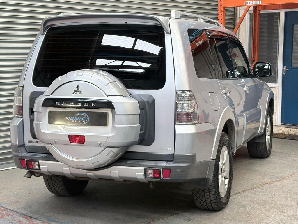 Mitsubishi Shogun 3.2 Di-dc Elegance 4Wd Euro 4 Lwb Grey #18