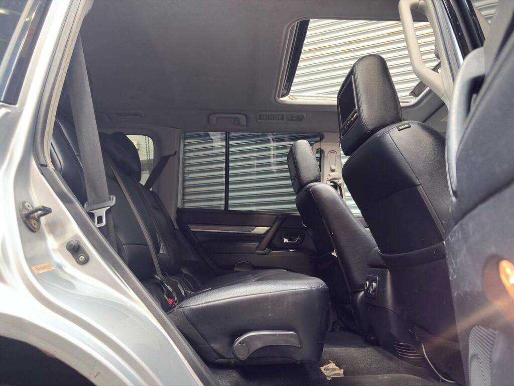 Mitsubishi Shogun 3.2 Di-dc Elegance 4Wd Euro 4 Lwb Grey #34