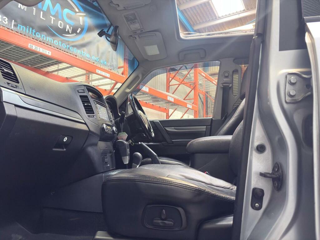 Mitsubishi Shogun 3.2 Di-dc Elegance 4Wd Euro 4 Lwb Grey #31