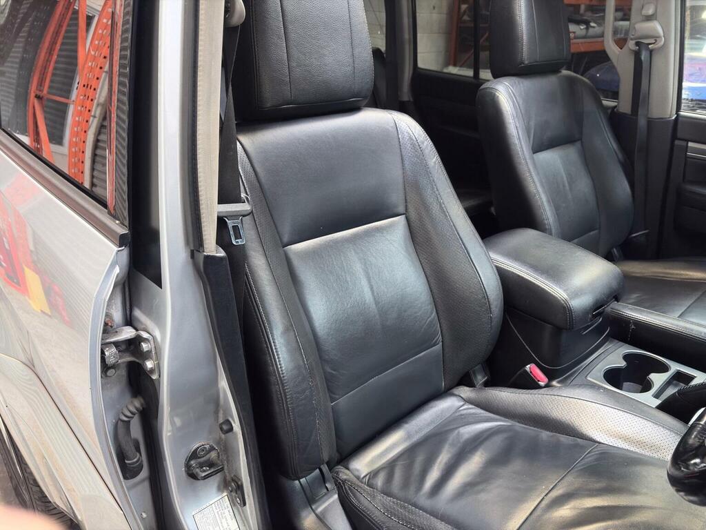 Mitsubishi Shogun 3.2 Di-dc Elegance 4Wd Euro 4 Lwb Grey #28