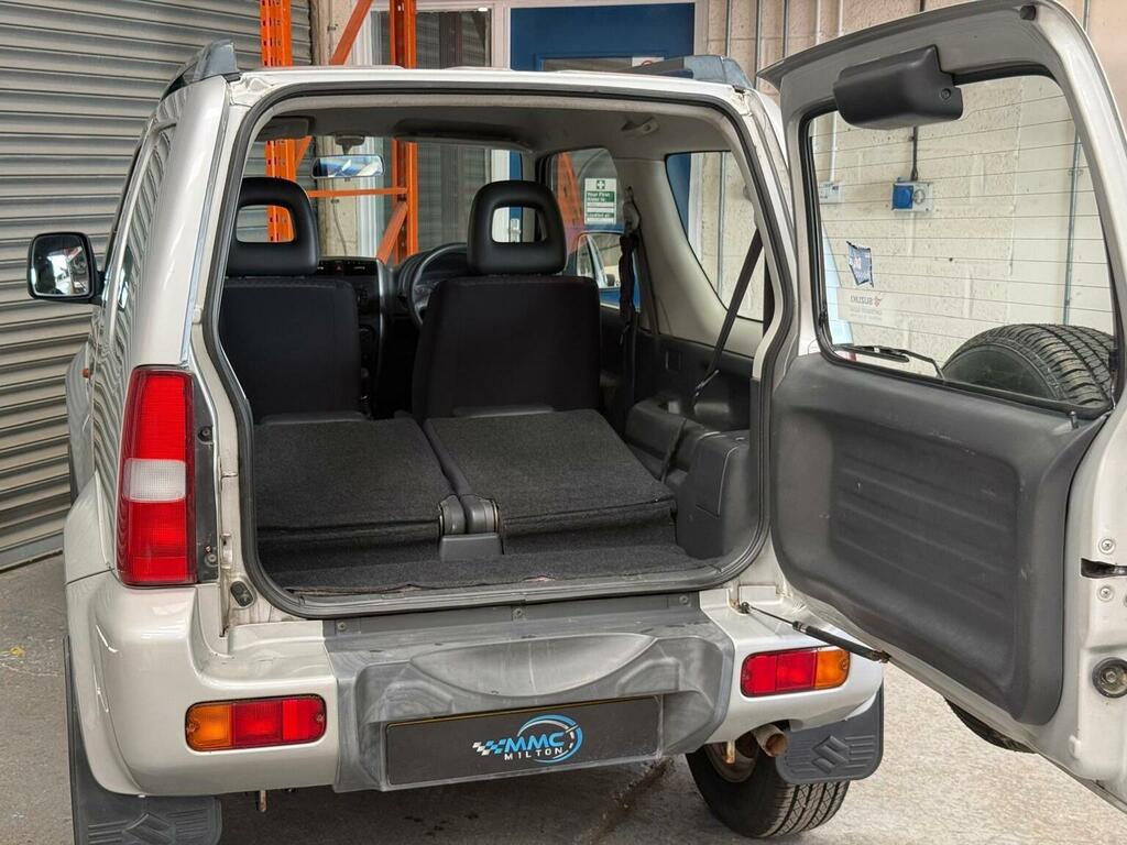 Suzuki Jimny 1.3L Jlx Silver #19