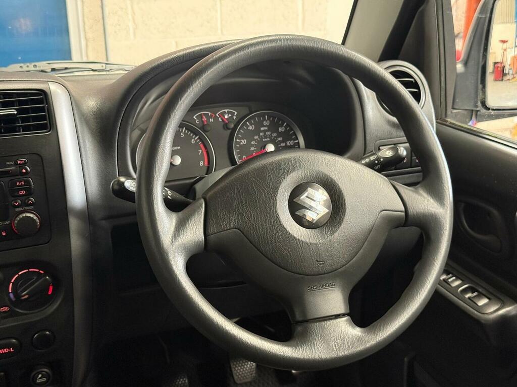 Suzuki Jimny 1.3L Jlx Silver #25