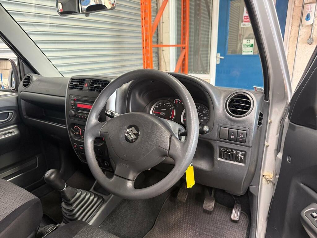Suzuki Jimny 1.3L Jlx Silver #20