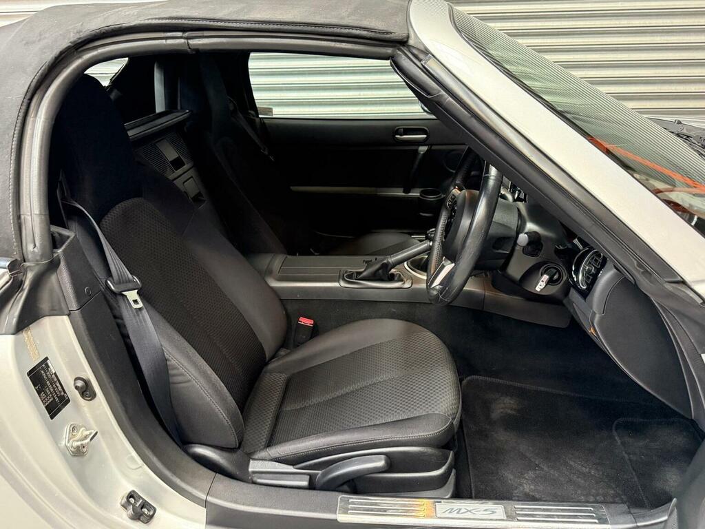 Mazda MX-5 1.8I Convertible Euro 4 126 Ps Black #26