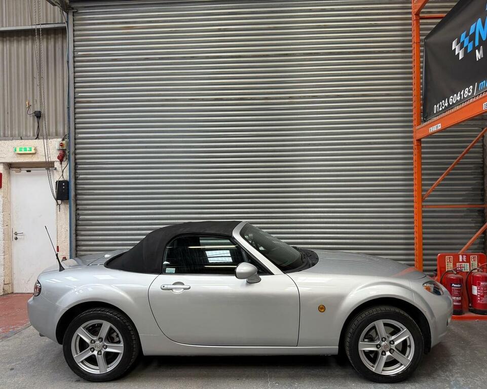 Mazda MX-5 1.8I Convertible Euro 4 126 Ps Black #16