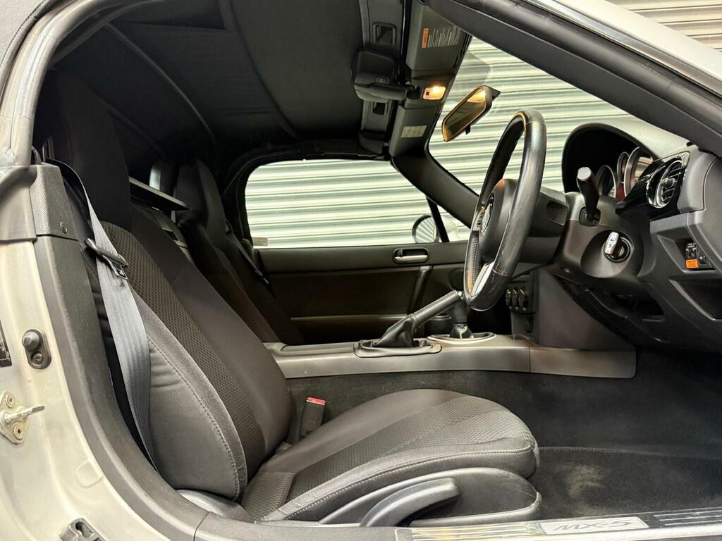 Mazda MX-5 1.8I Convertible Euro 4 126 Ps Black #31