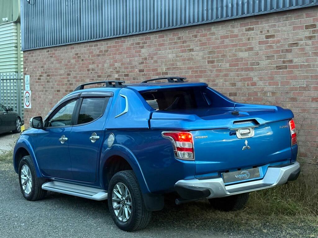 Mitsubishi L200 Pickup 2.4 Di-d Dc Barbarian 4Wd Euro 6 2017 White #9