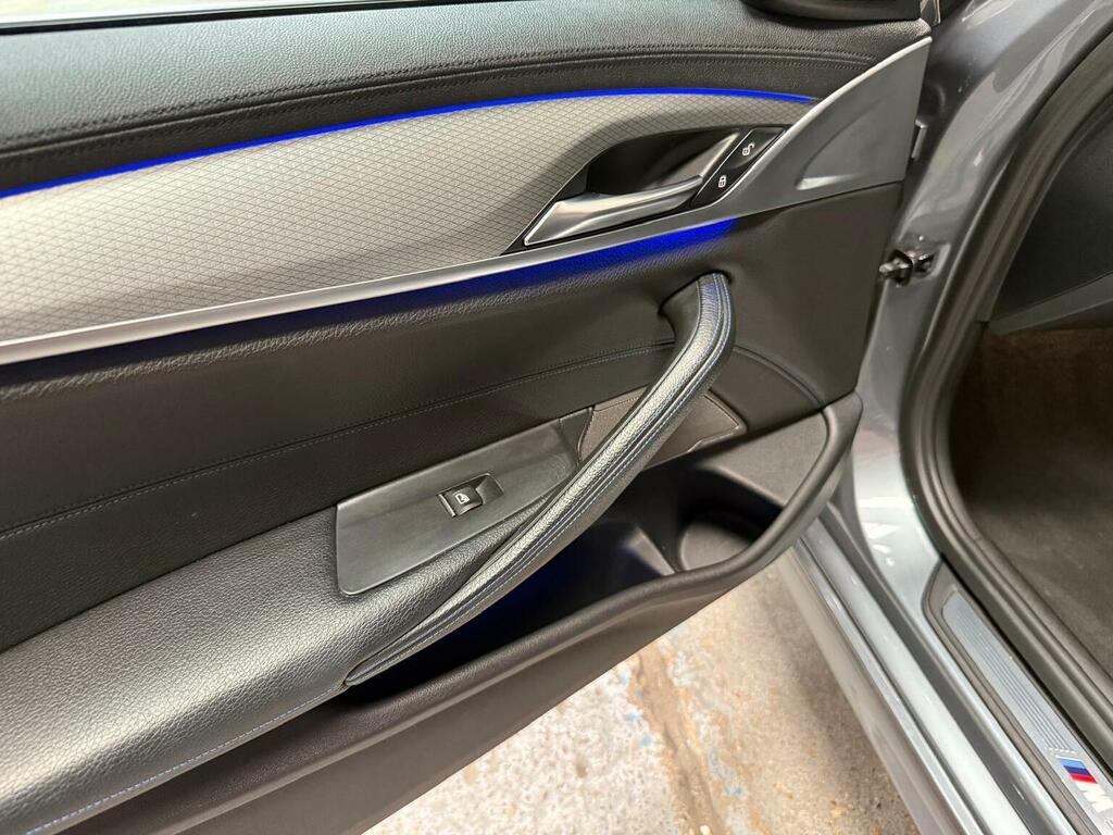 BMW 5 Series 530D Xdrive M Sport Blue #31