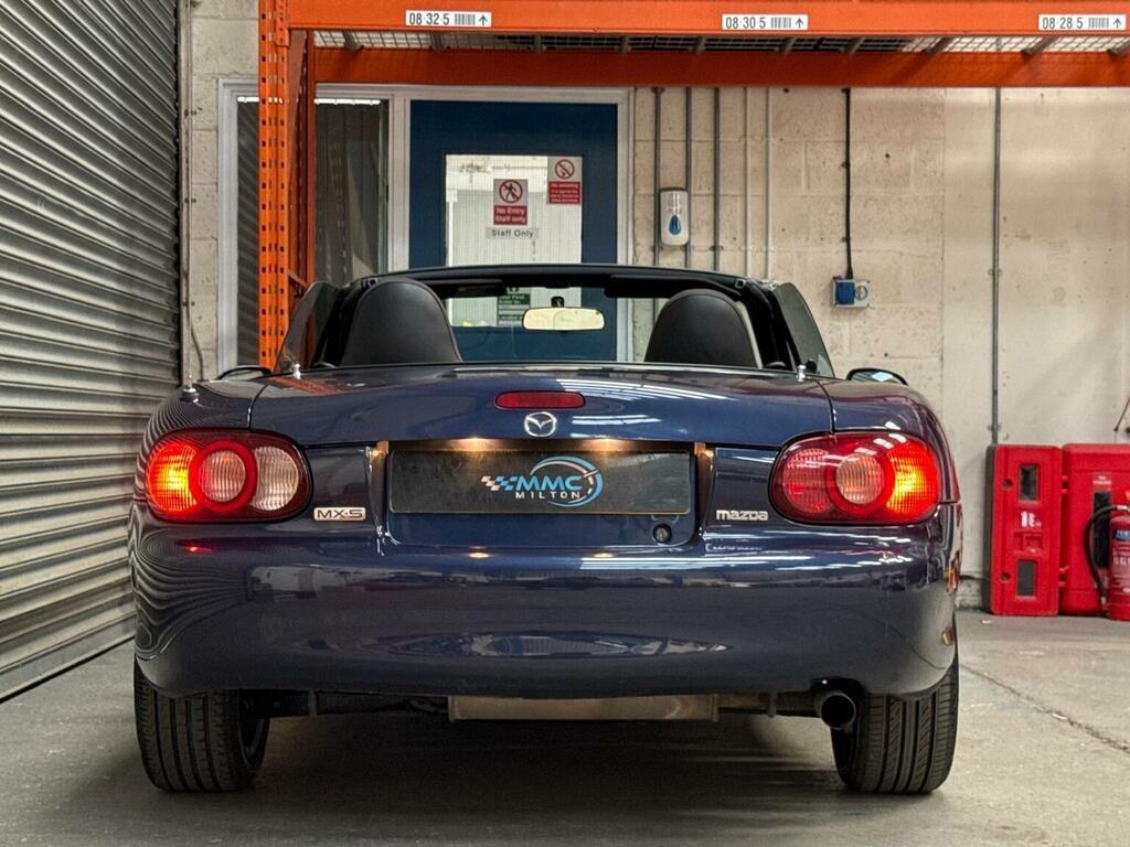 Mazda MX-5 1.6 Silver #18