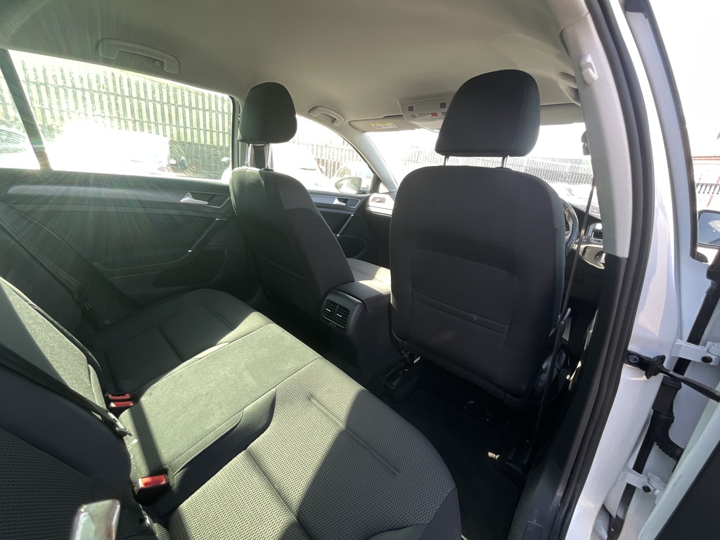 Volkswagen e-Golf E- White #5