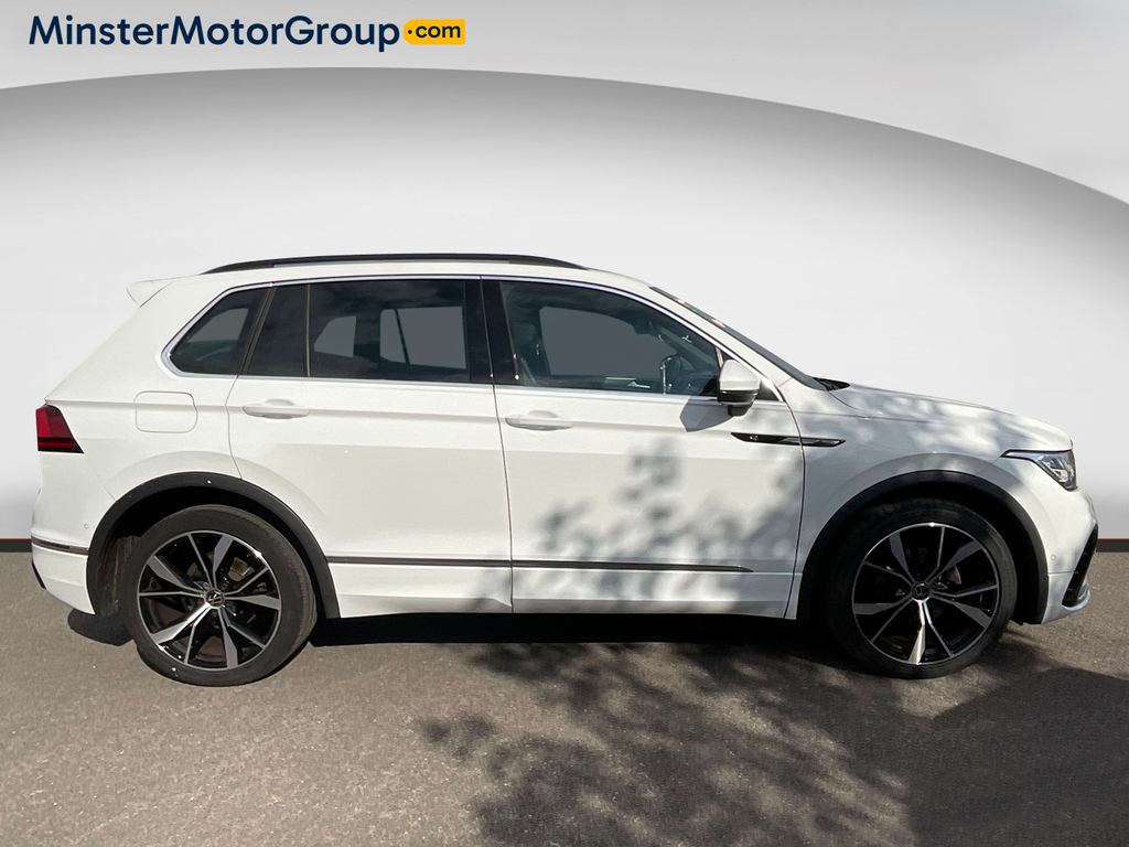 Volkswagen Tiguan R-line Tsi S-a DF22EKW White #2