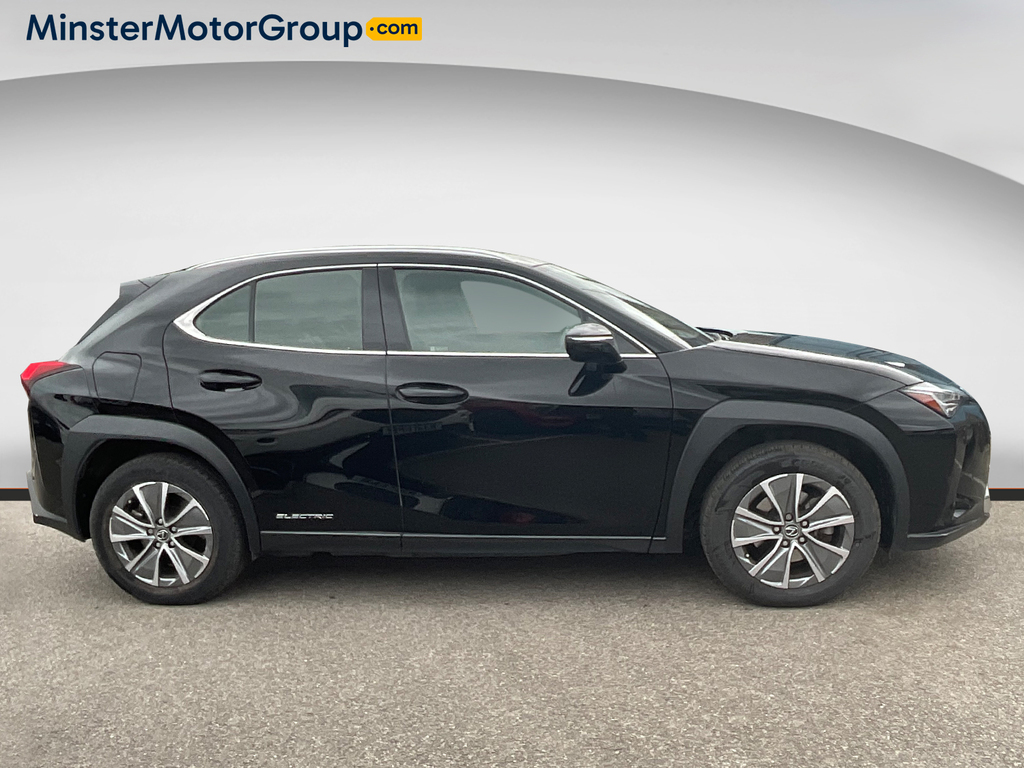 Lexus UX 300E Black #2