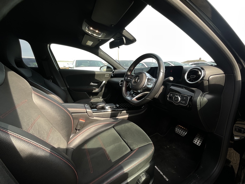 Mercedes-Benz A Class A 220 D Amg Line Black #2