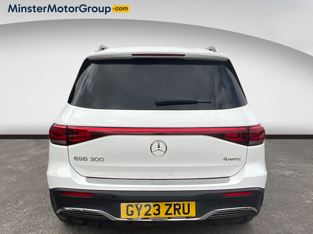 Mercedes-Benz EQB 300 Amg Line 4Matic White #3