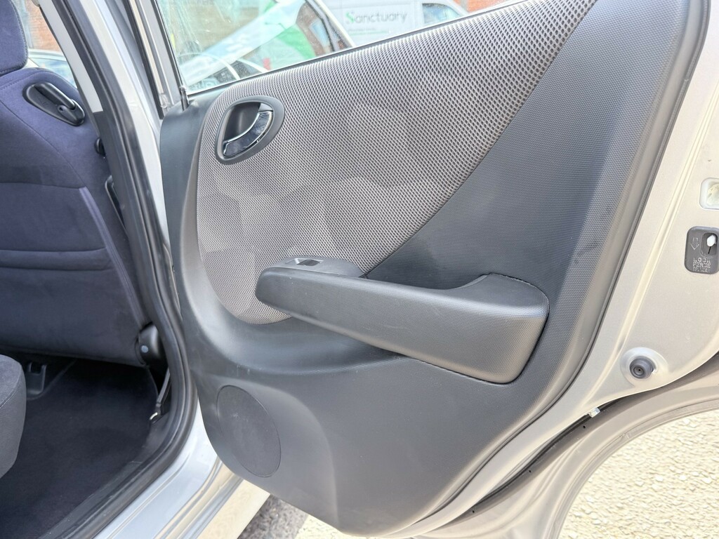 Honda Jazz Dsi Se 5-Door Silver #29