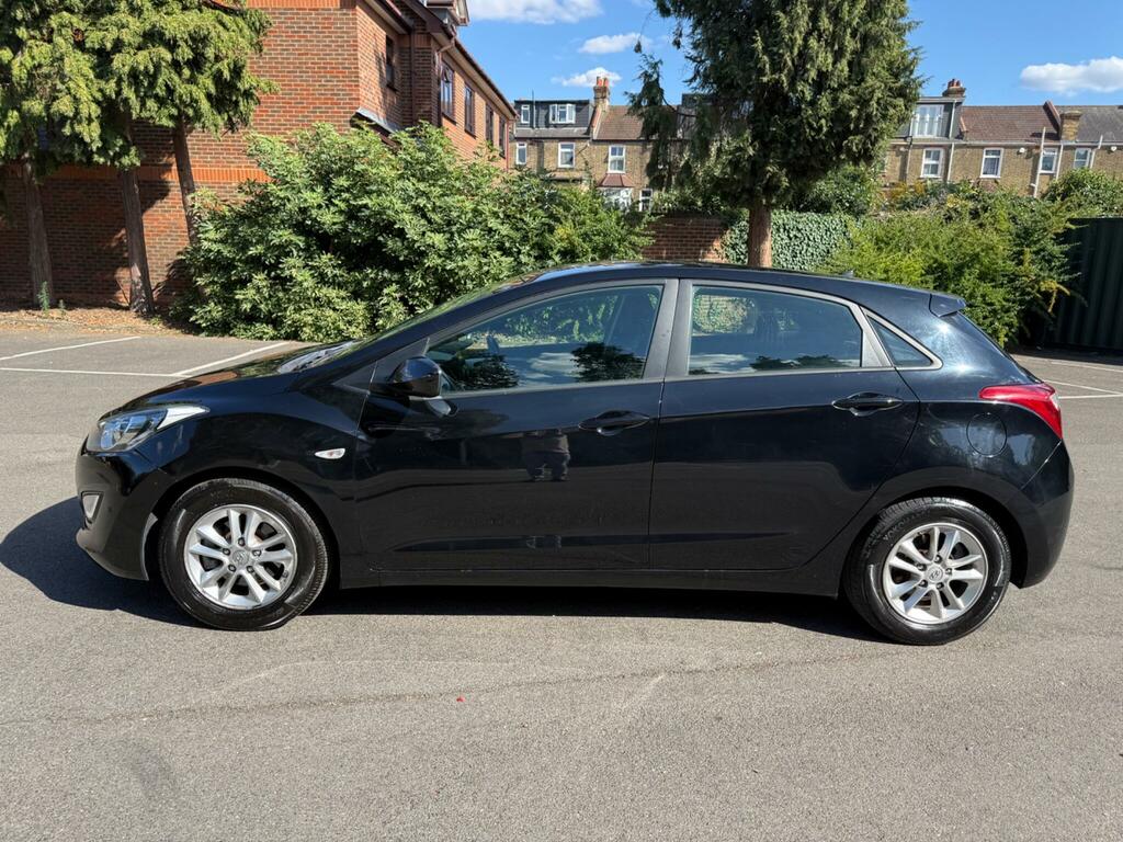 Hyundai I30 Active Black #4
