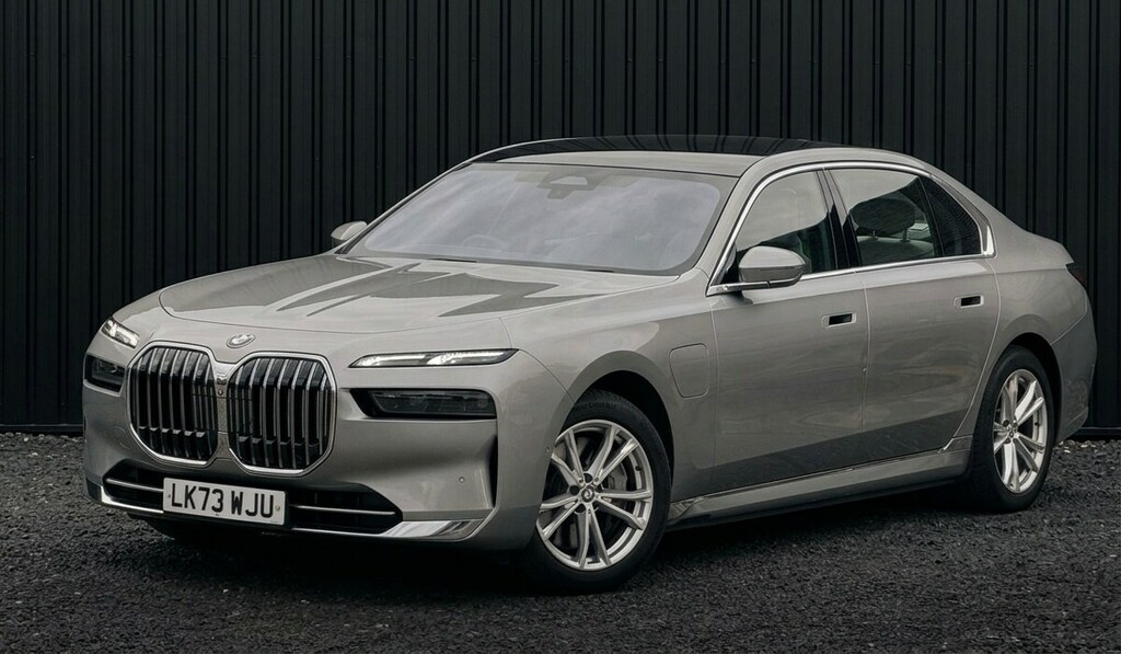 BMW 7 Series 750E Xdrive Excellence Silver #2